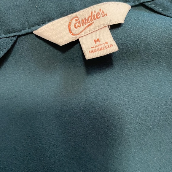 Candies Blouse - Picture 3 of 5